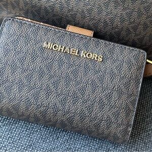 Michael Kors wallet